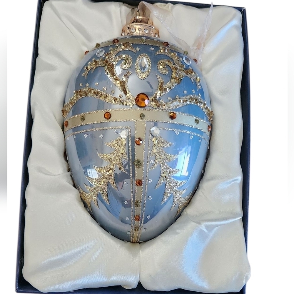 Elegant Blue and Gold Holiday Ornament